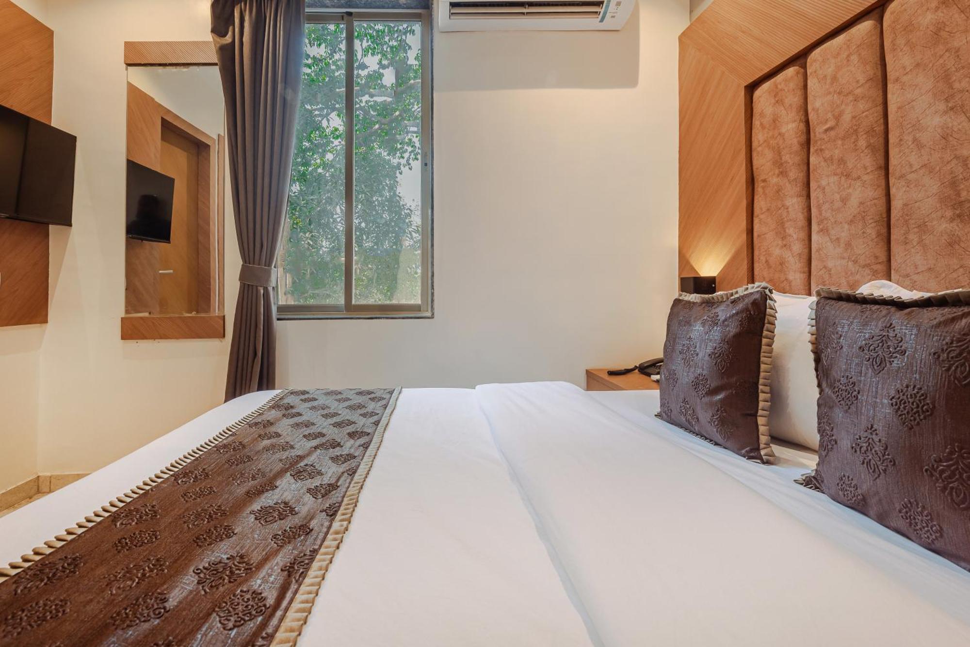 Hotel Silver Park مومباي المظهر الخارجي الصورة